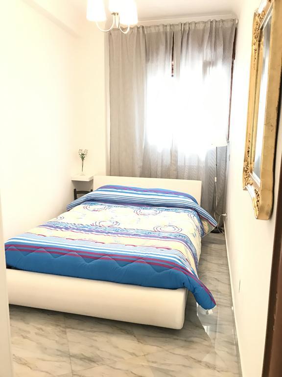 Supera Napoli Apartment Exteriör bild